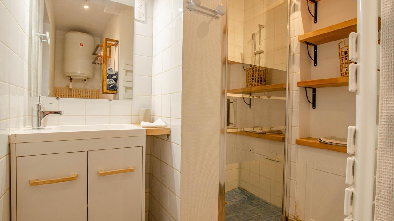 Photo of Bathroom in Troyes