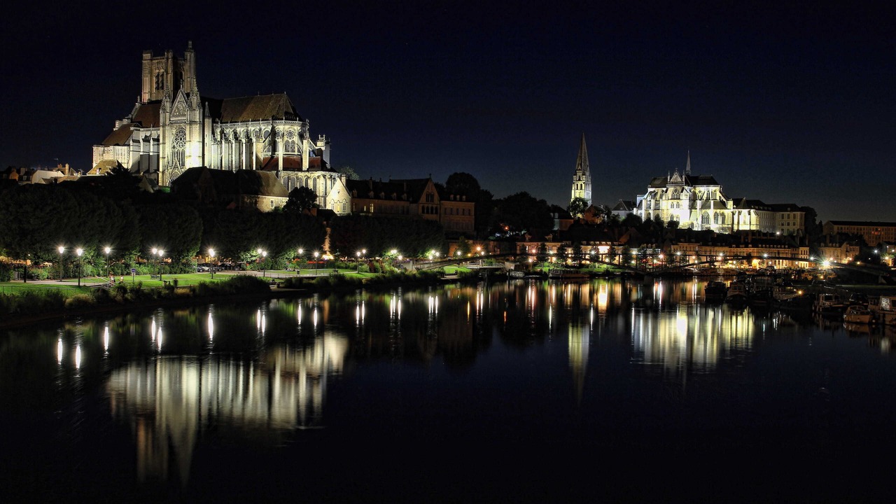 Photo of Others in Auxerre