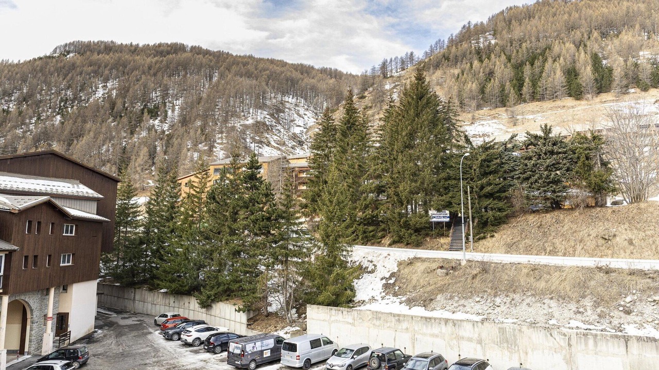 Photo of Others in Allos