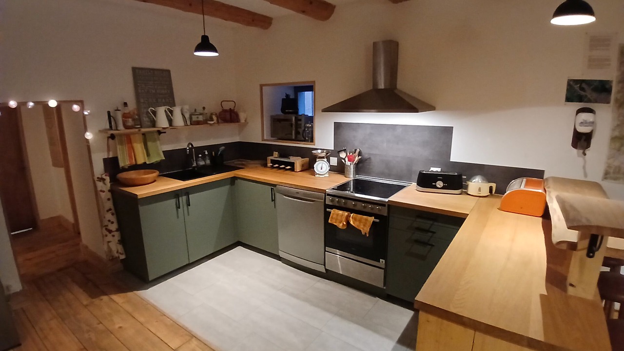 Photo of Kitchen in Campan