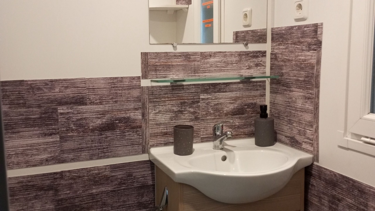 Photo of Bathroom in Seuzey