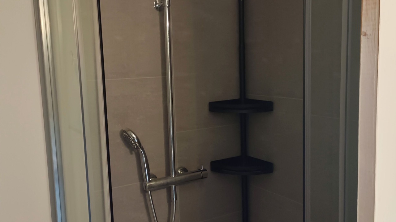 Photo of Bathroom in Campan