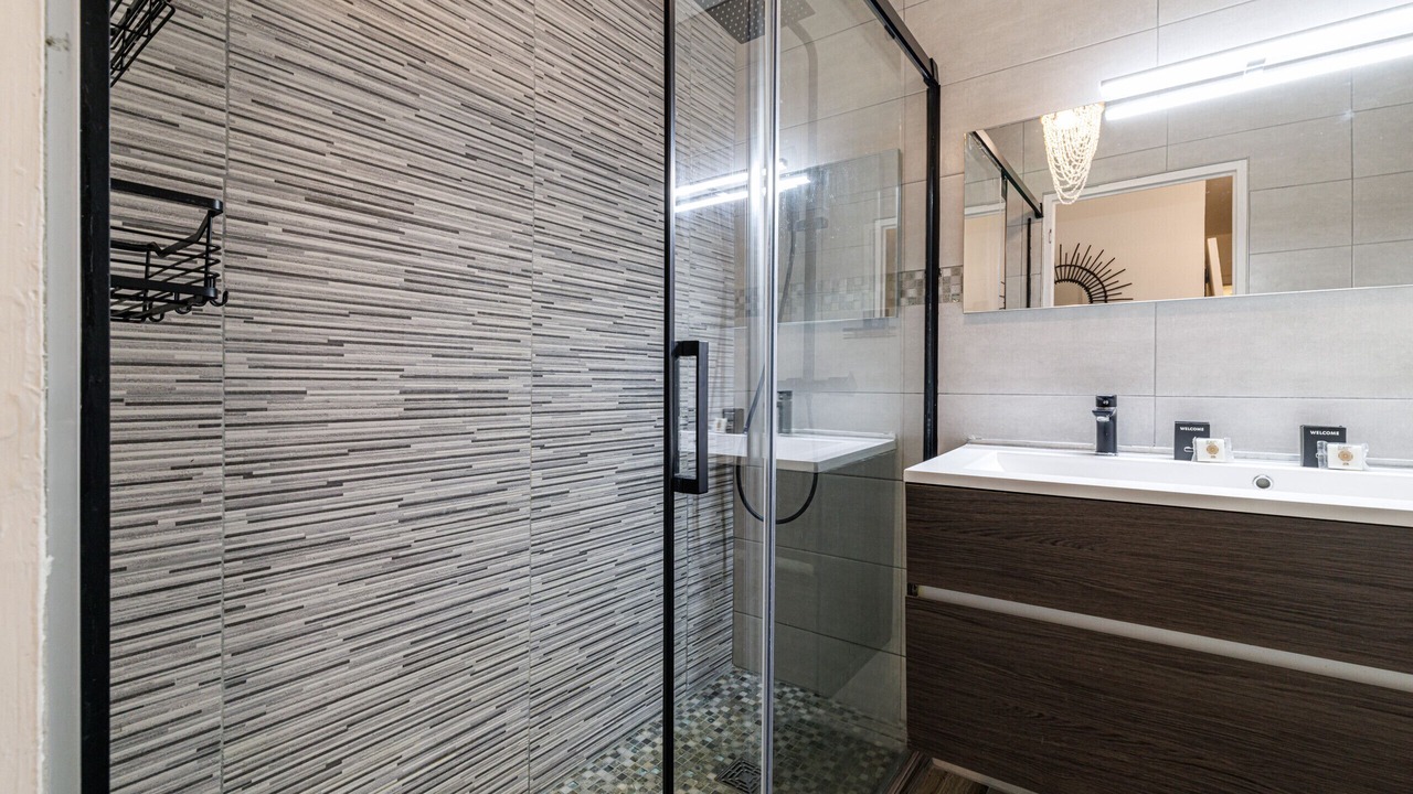 Photo of Bathroom in Riquier