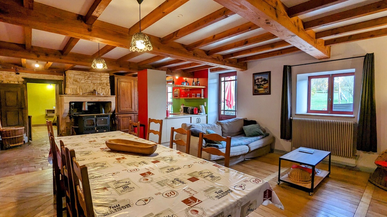 Photo of Livingroom in Mauvages