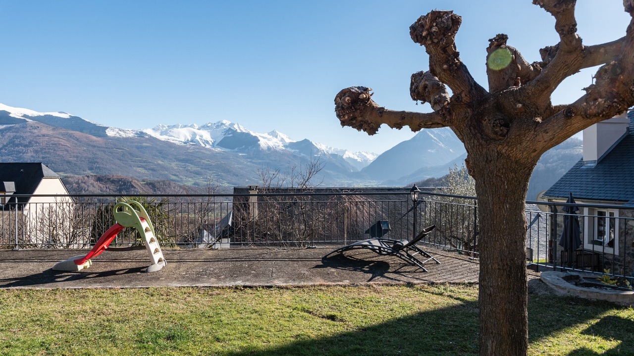 Photo of Outdoor in Ouzous
