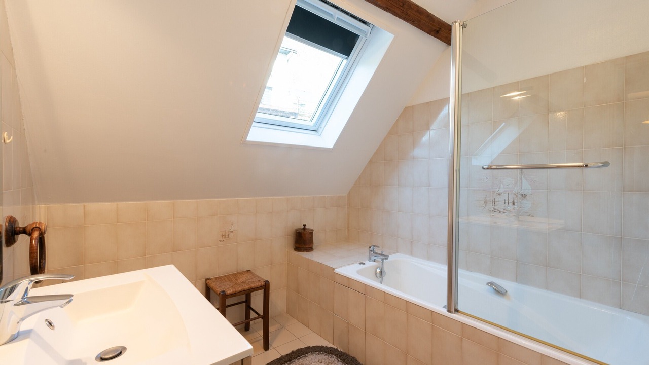 Photo of Bathroom in Ouzous