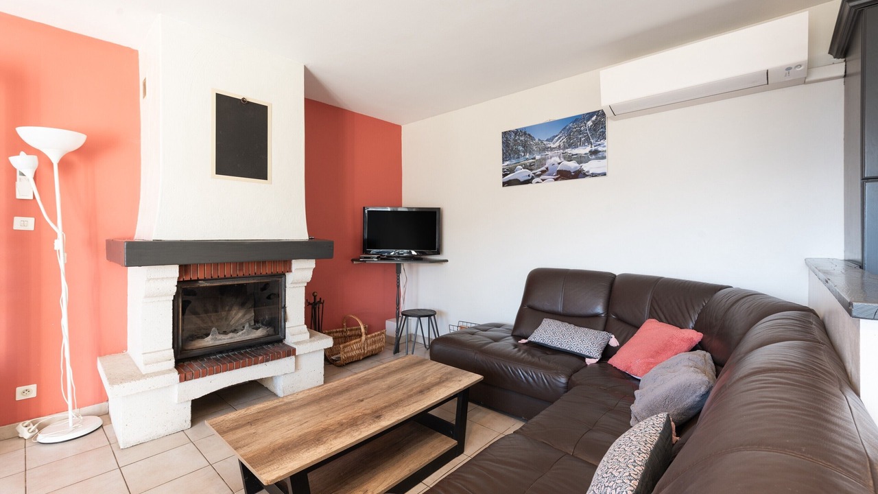 Photo of Livingroom in Ouzous