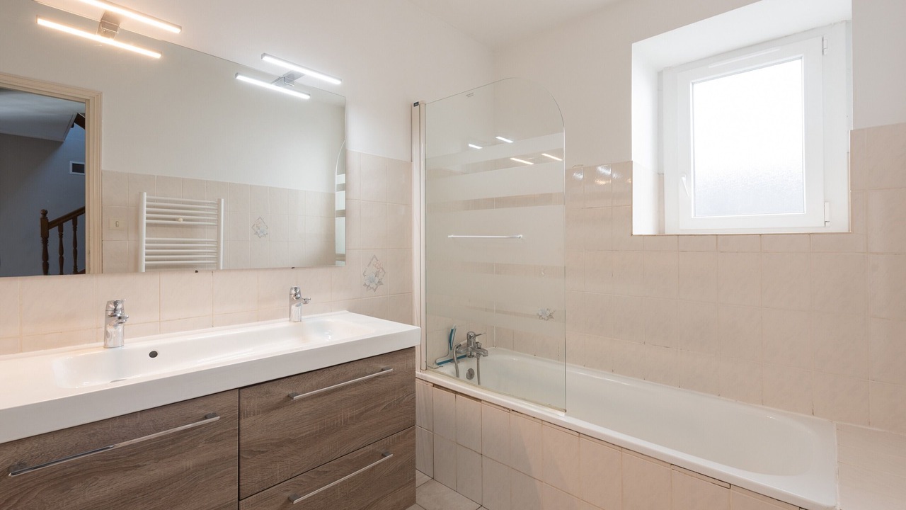 Photo of Bathroom in Ouzous