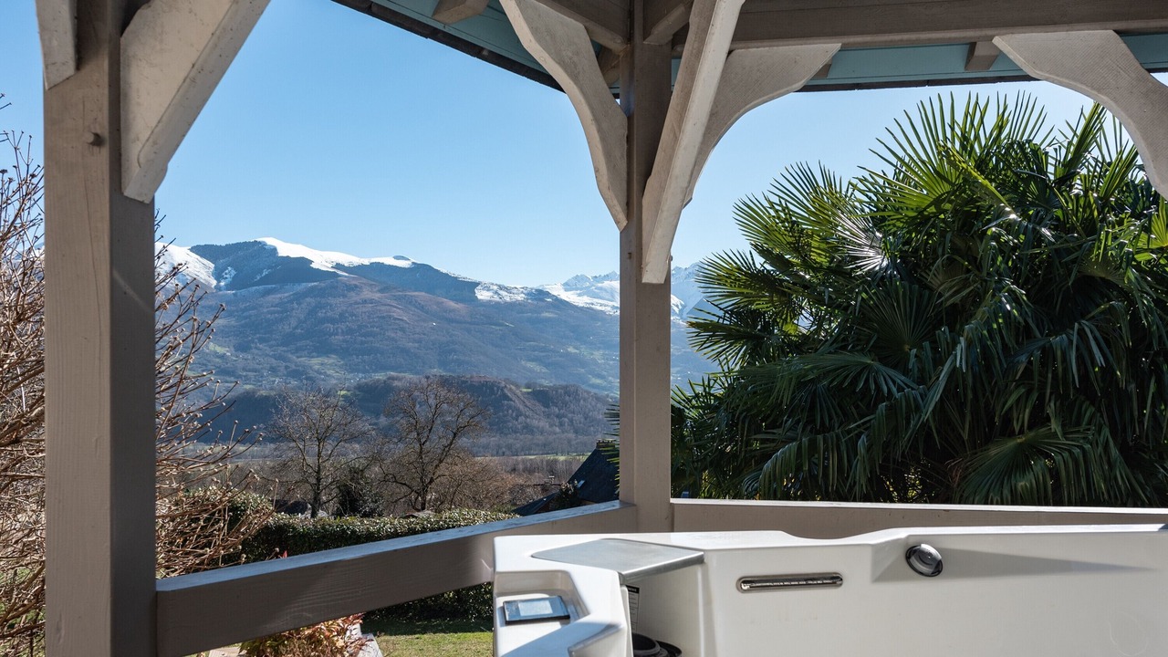 Photo of Outdoor in Ouzous