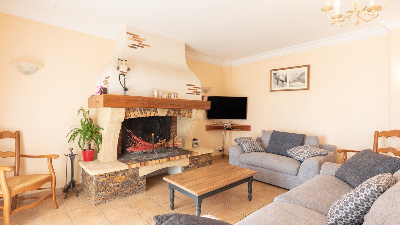 Photo of Livingroom in Ouzous