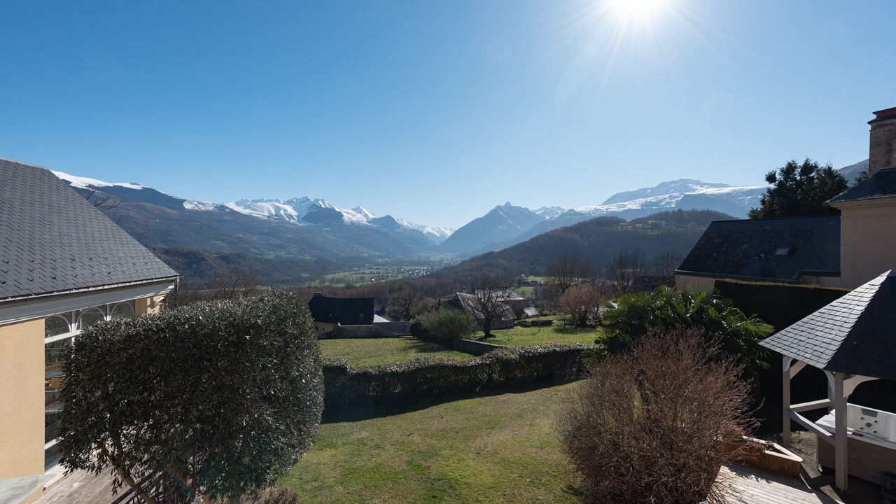 Photo of Outdoor in Ouzous