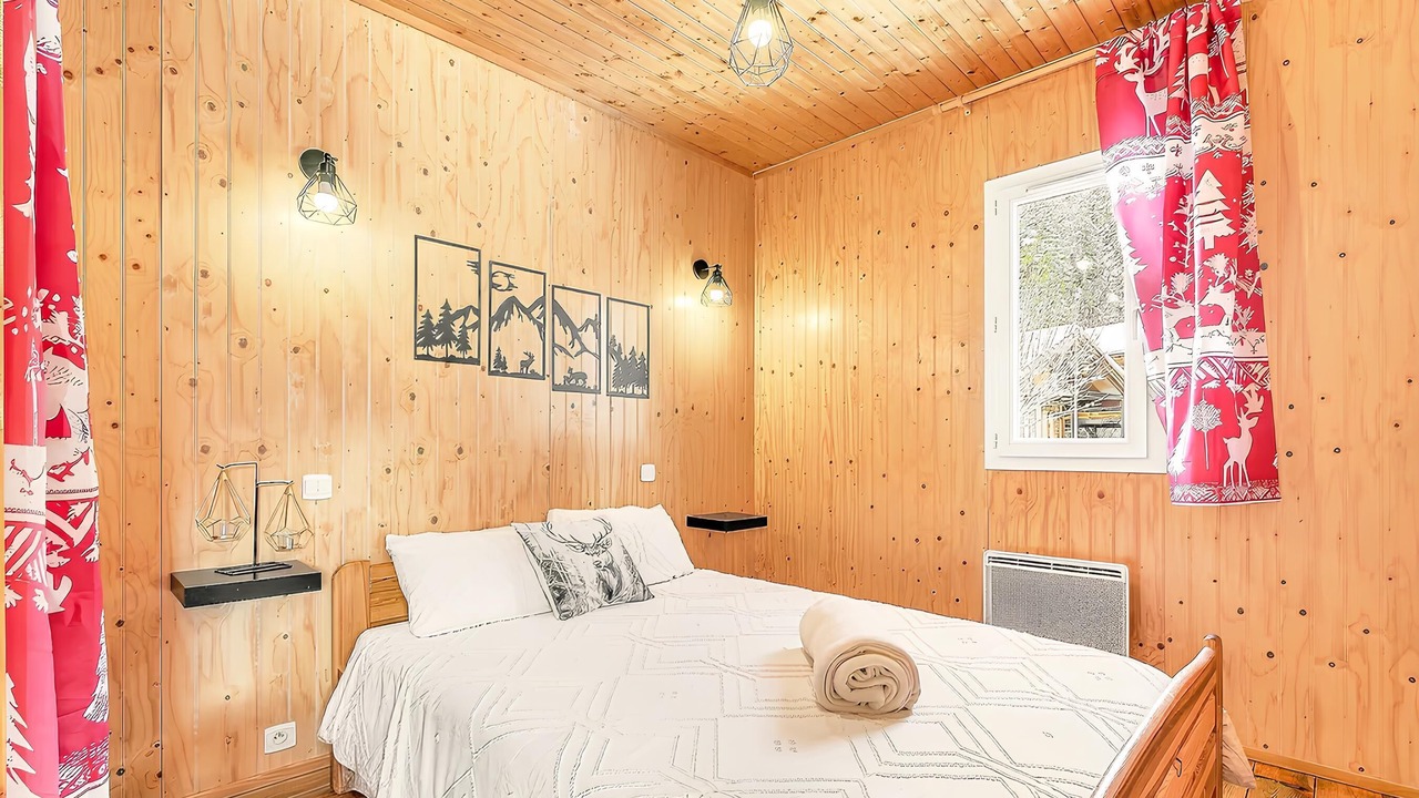 Photo of Bedroom in Seyne