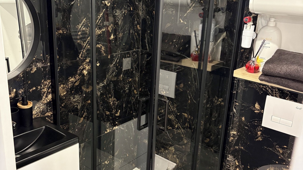 Photo of Bathroom in Saint-Brieuc