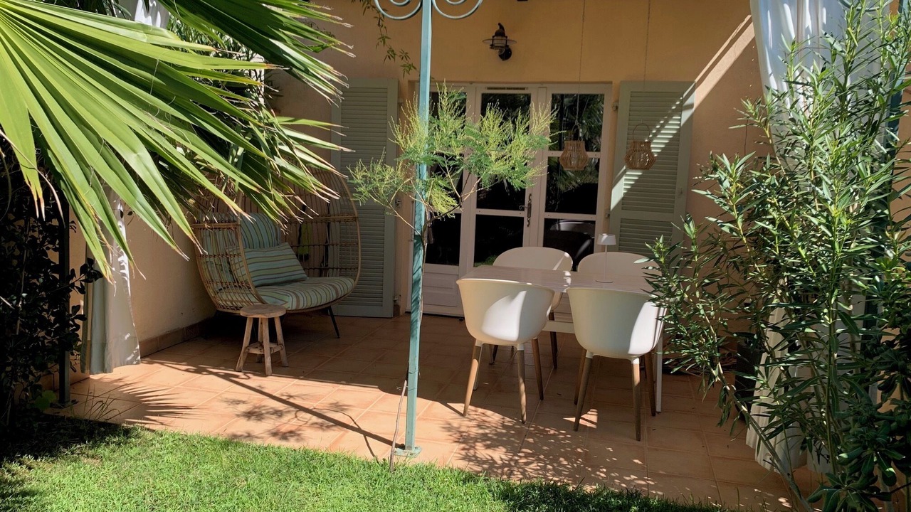 Photo of Outdoor in La Mole