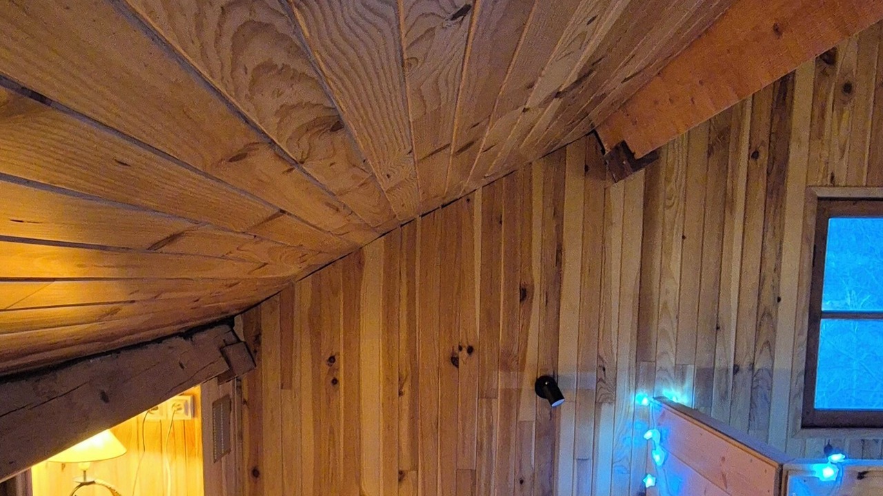 Photo of Bedroom in Villars-Colmars