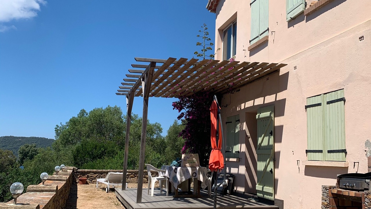 Photo of Patio Balcony in Ile du Levant