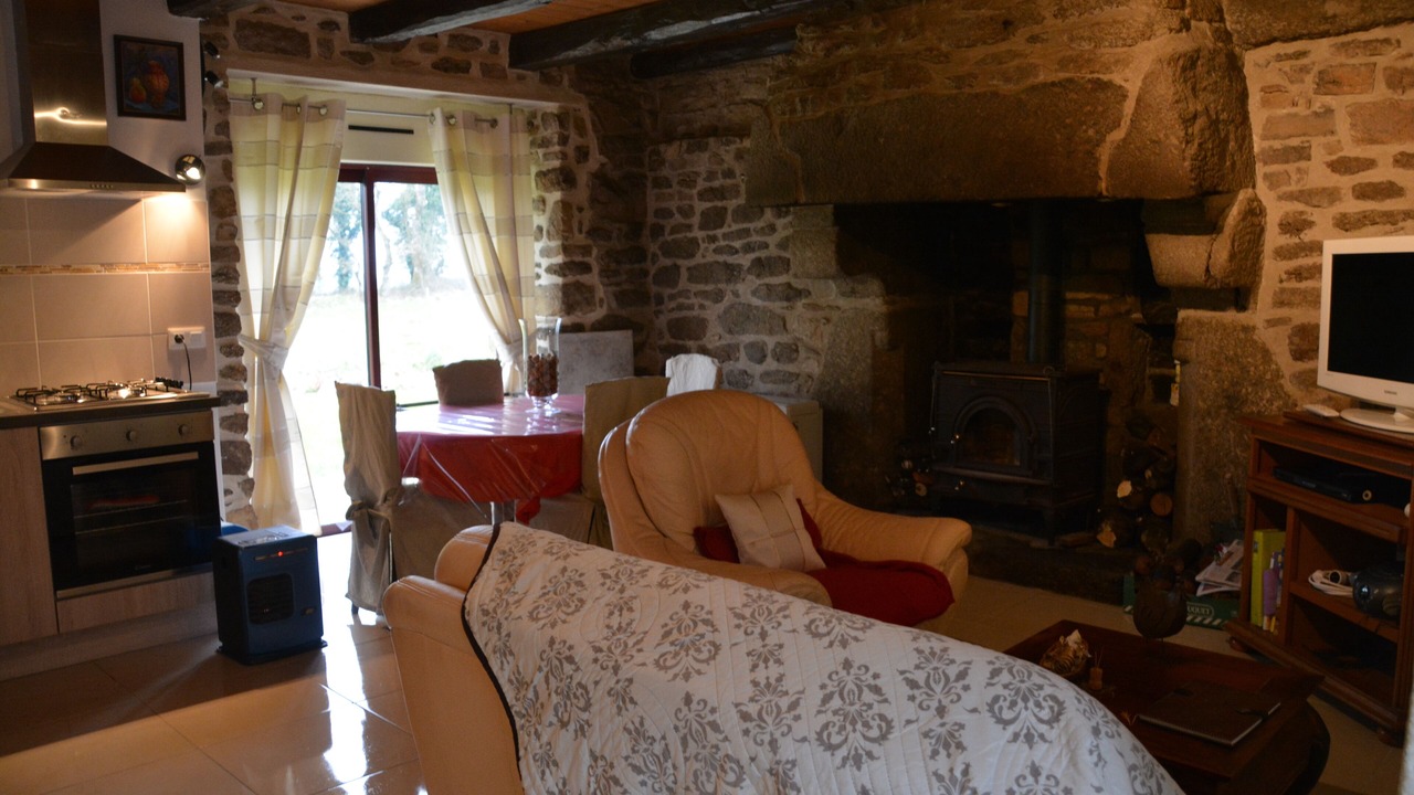 Photo of Livingroom in Saint-Gilles-Pligeaux