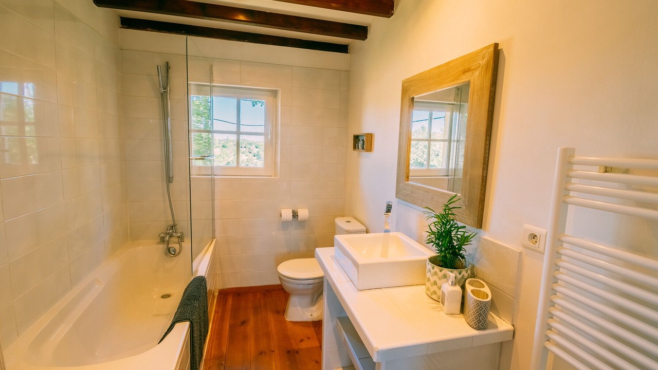 Photo of Bathroom in Mont-de-Marrast