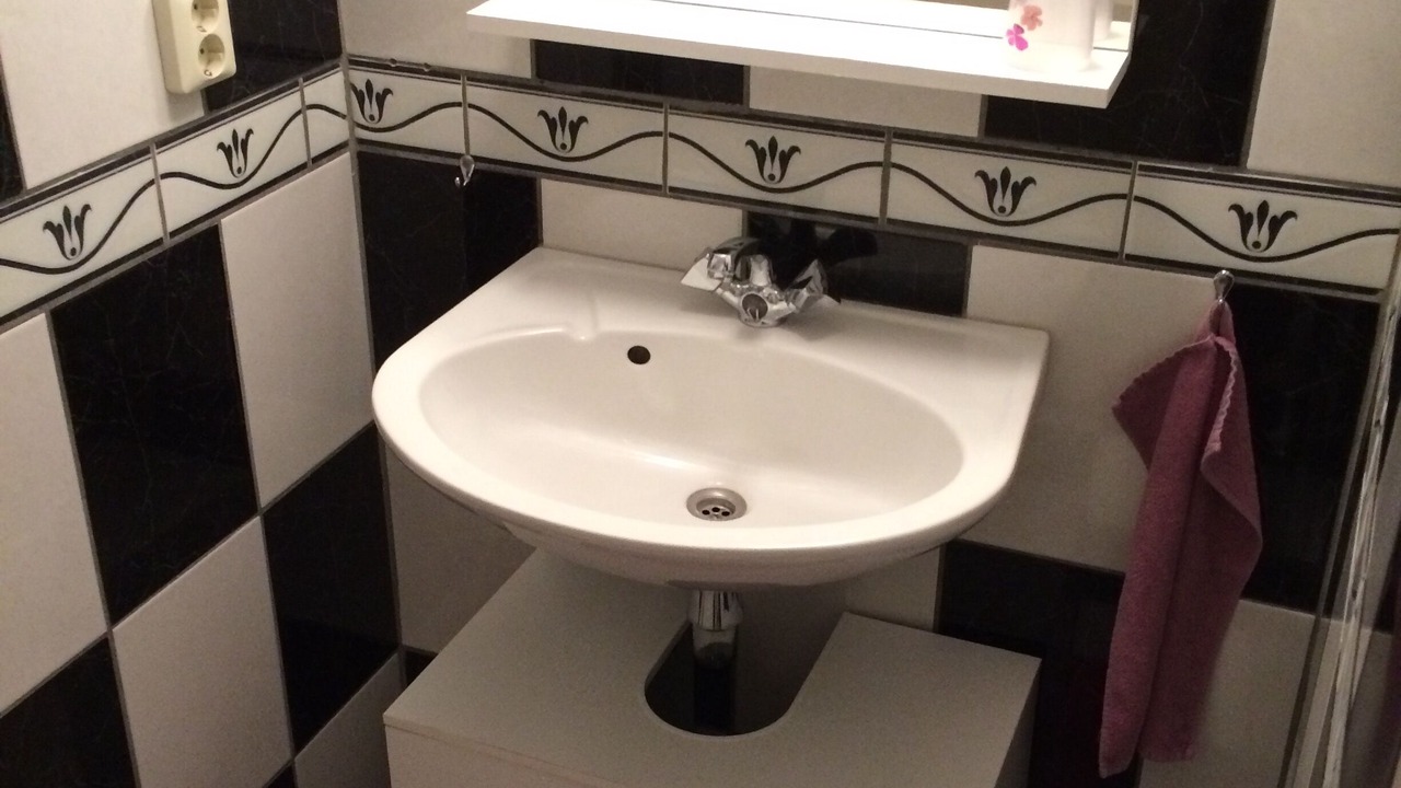 Photo of Bathroom in Fontaines-Saint-Clair