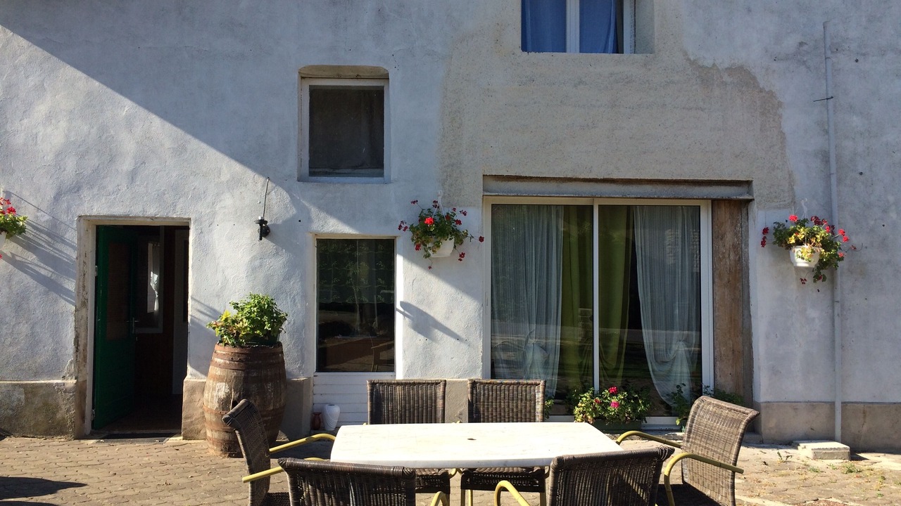 Photo of Outdoor in Fontaines-Saint-Clair
