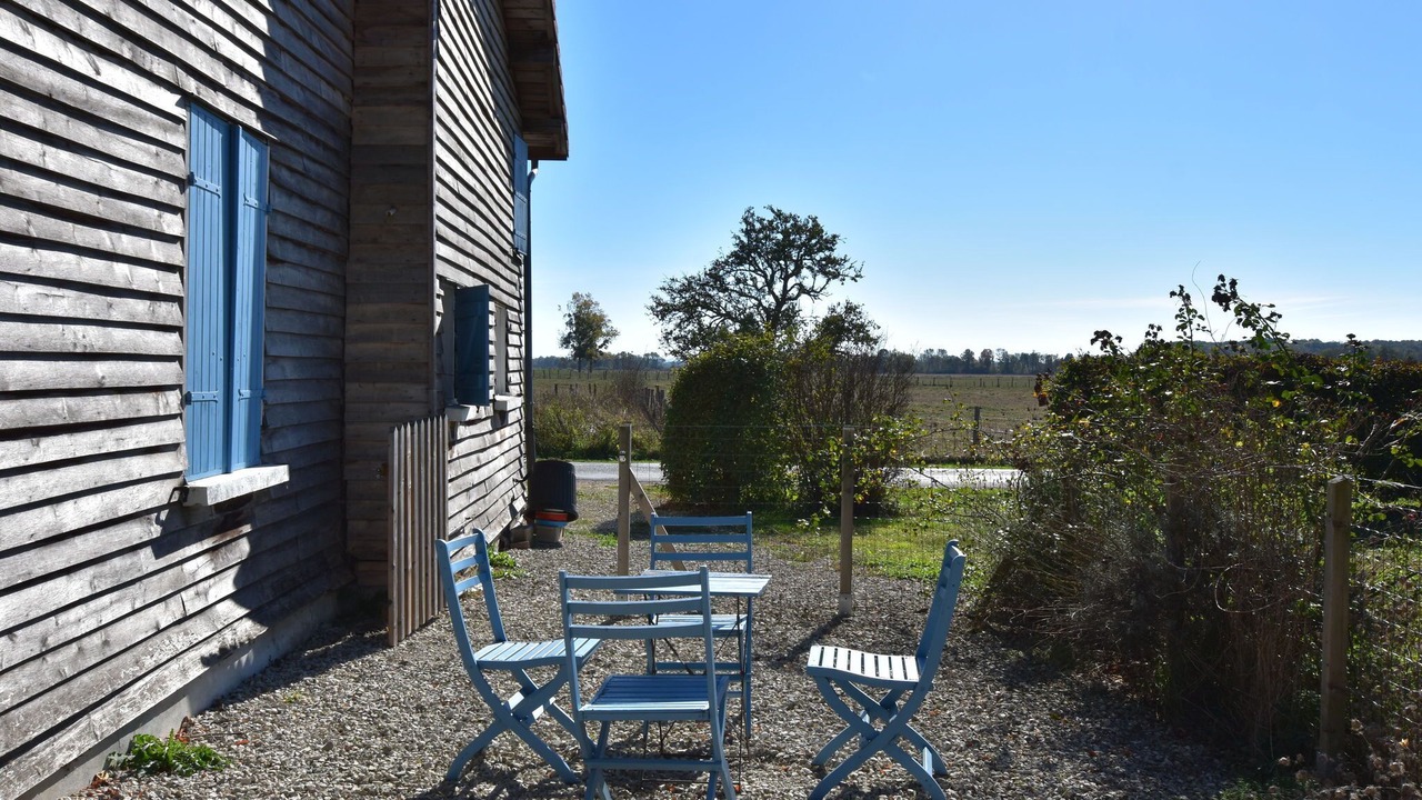 Photo of Patio Balcony in Droyes