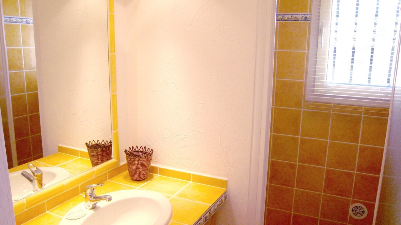 Photo of Bathroom in Bagnols-en-Foret