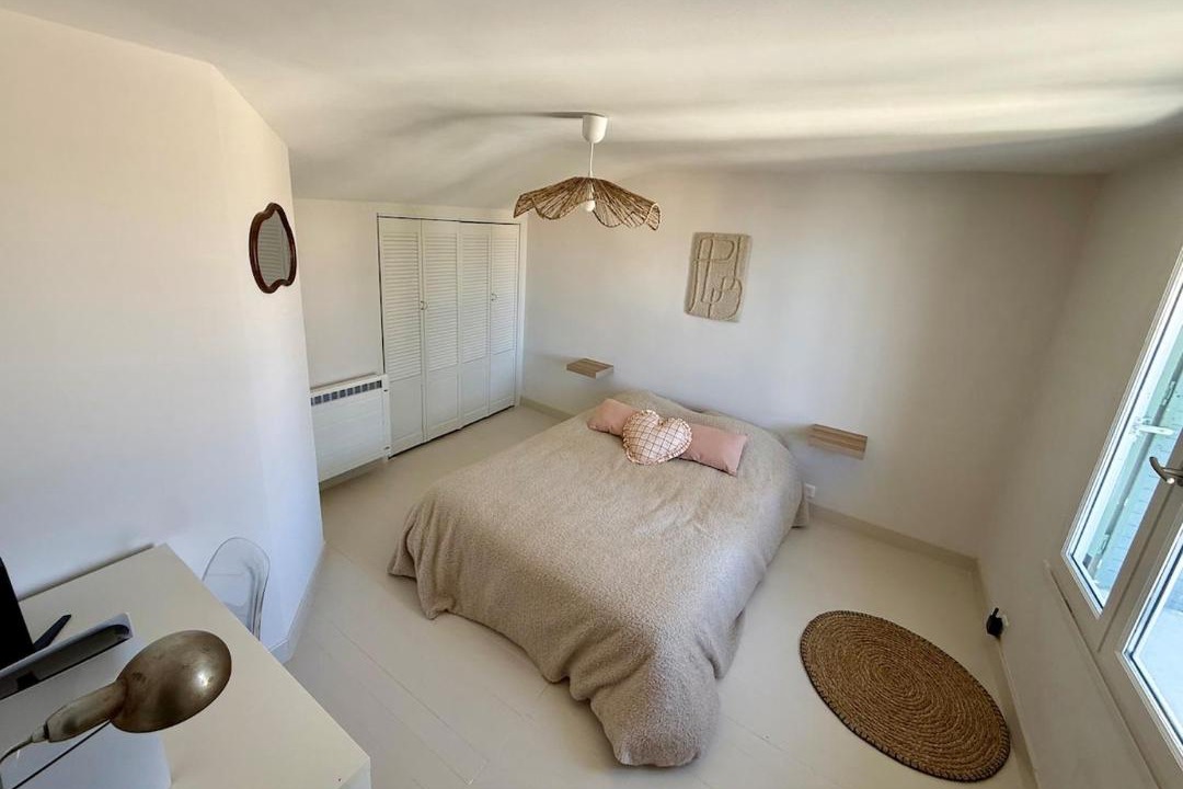 Photo of Bedroom in Saze