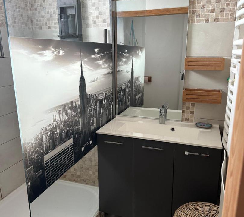 Photo of Bathroom in Troyes