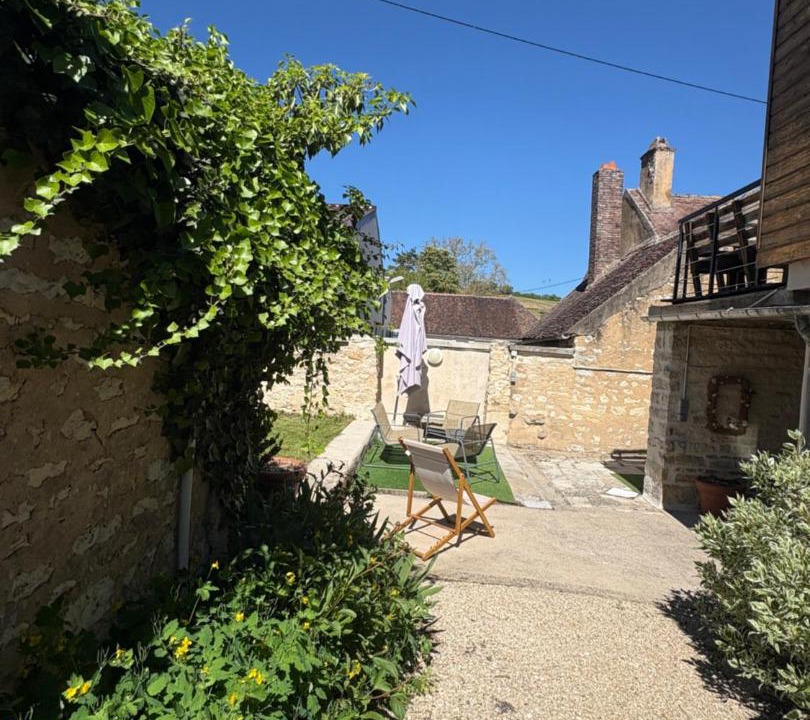 Photo of Others in Chablis