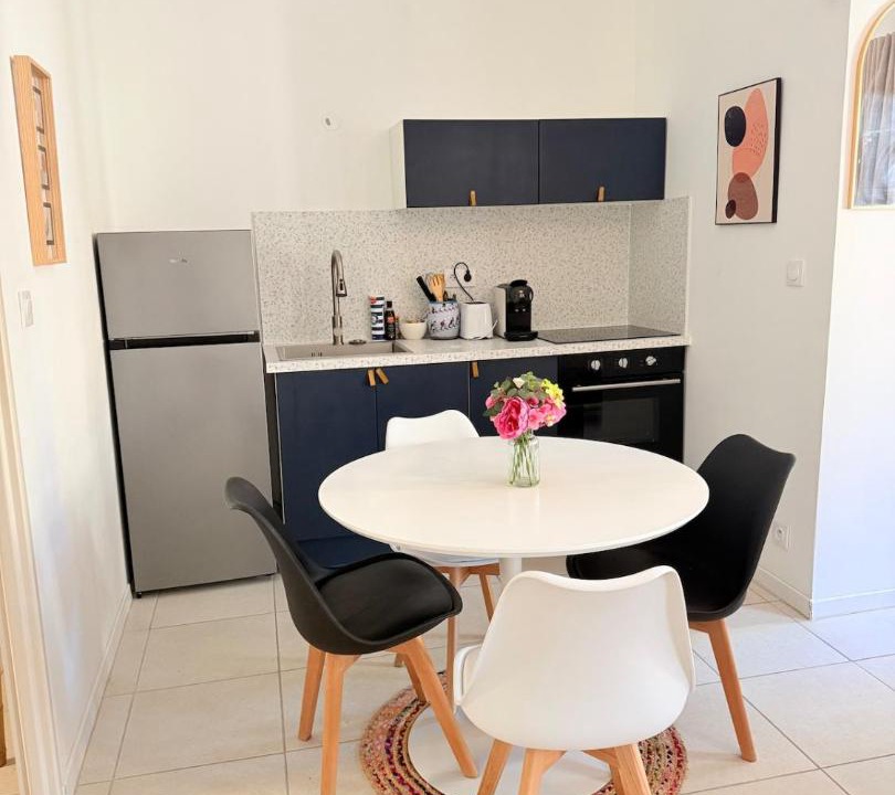Photo of Kitchen in Quartier Administrations