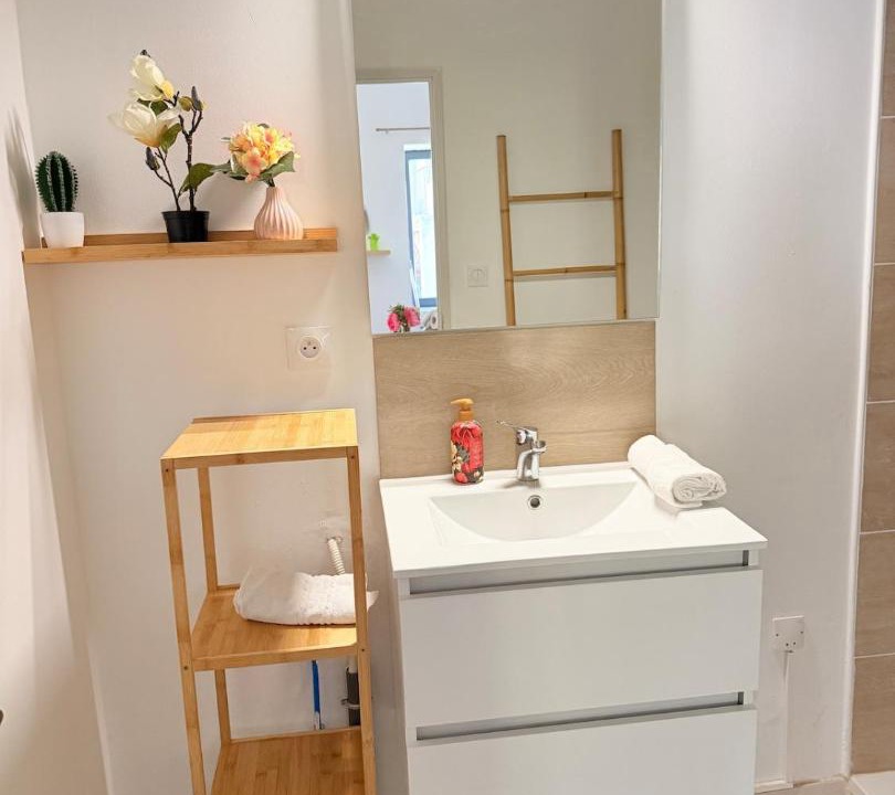 Photo of Bathroom in Quartier Administrations