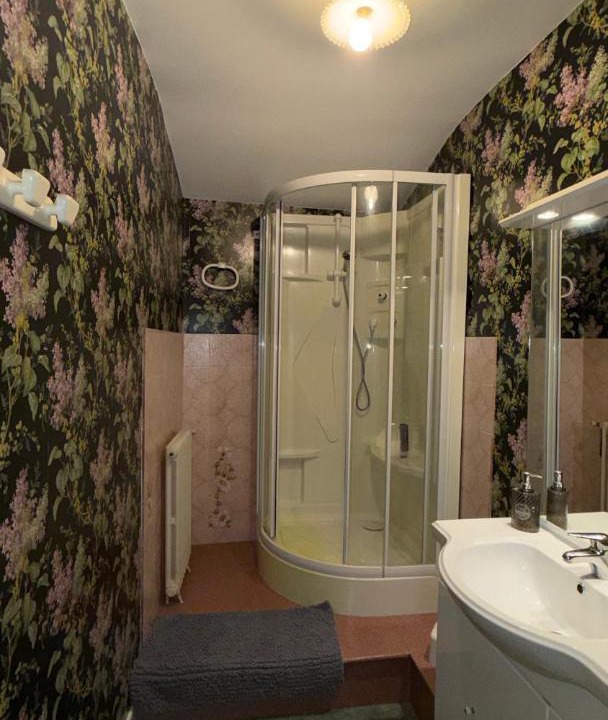 Photo of Bathroom in Le Poire-sur-Velluire