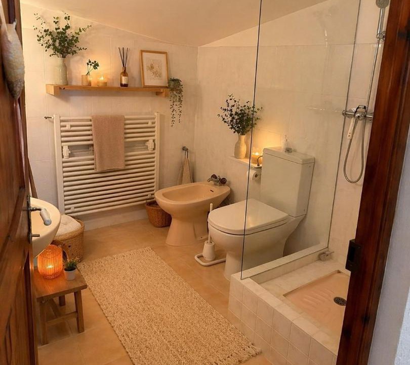 Photo of Bathroom in Rochefort-du-Gard