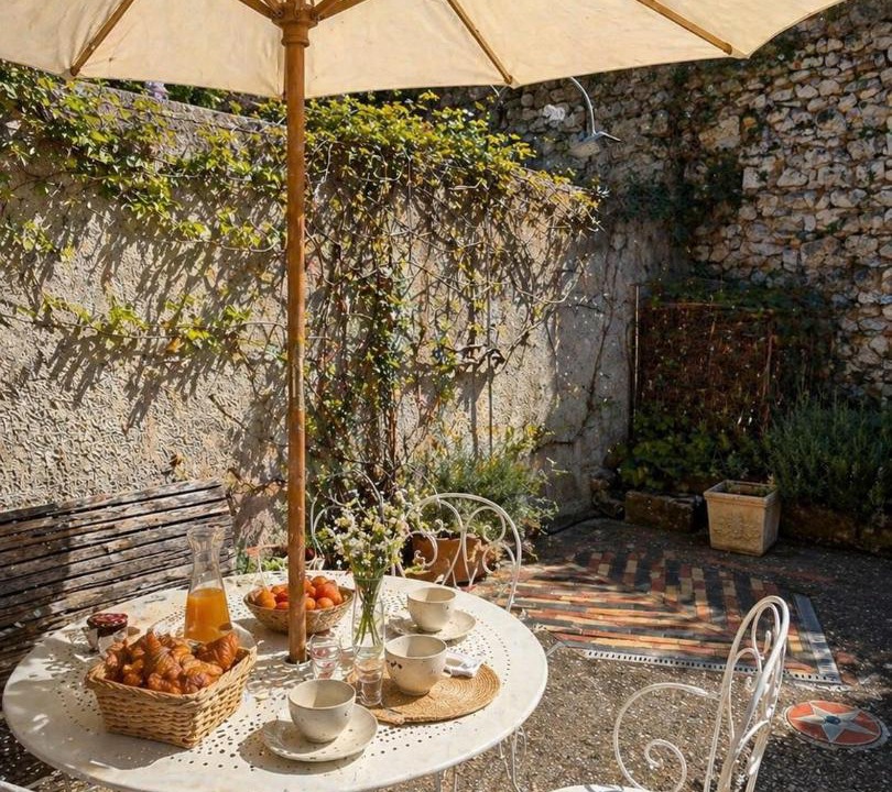 Photo of Patio Balcony in Rochefort-du-Gard