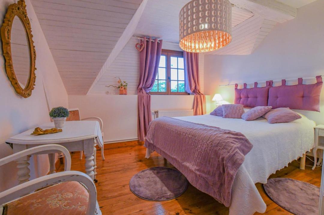 Photo of Bedroom in Bar-sur-Seine
