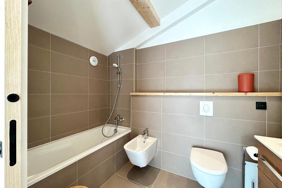 Photo of Bathroom in Jausiers