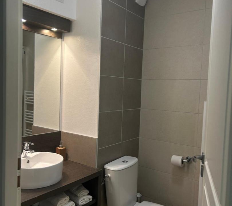 Photo of Bathroom in Remoulins