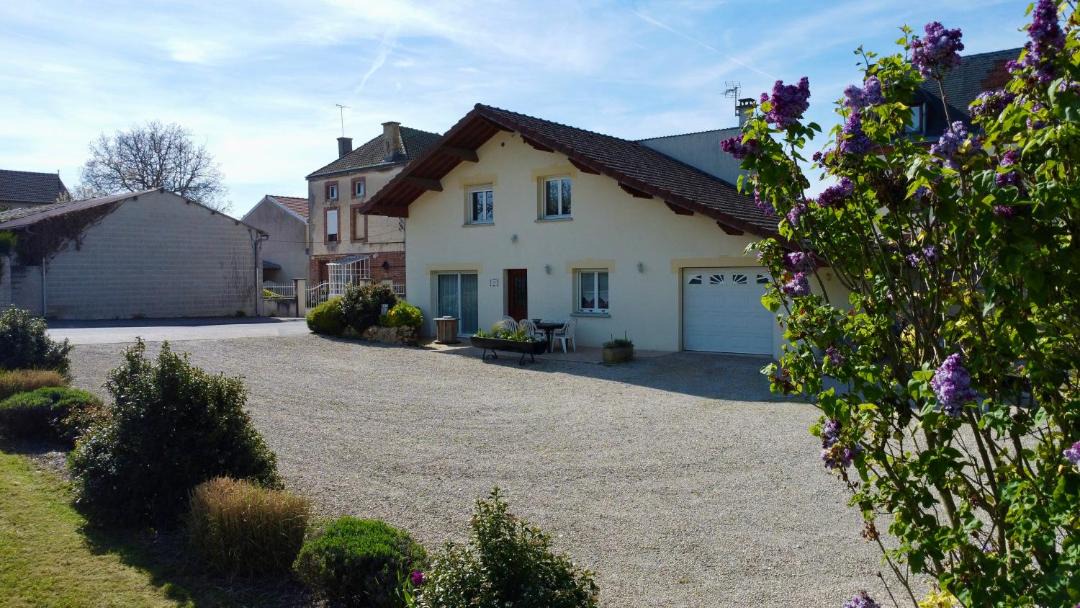 Photo of Others in Vadenay