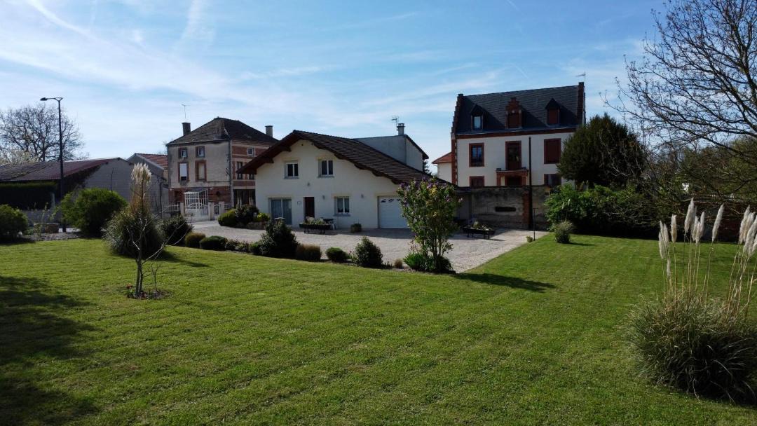 Photo of Others in Vadenay