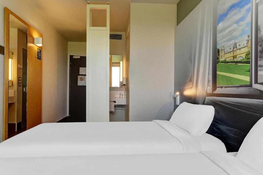 Photo of Bedroom in Chalons-en-Champagne