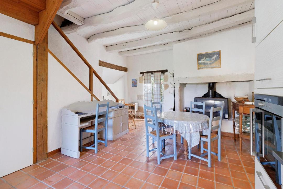 Photo of Kitchen in Saint-Crepin-d'Auberoche