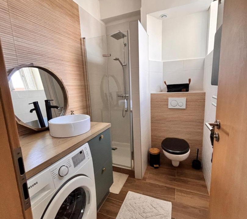Photo of Bathroom in Toul
