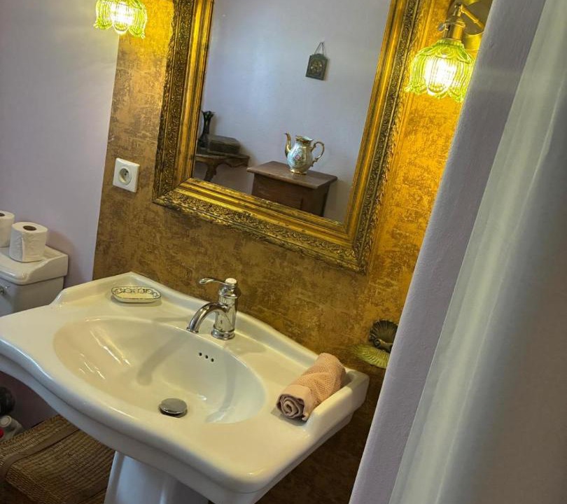 Photo of Bathroom in Troncens