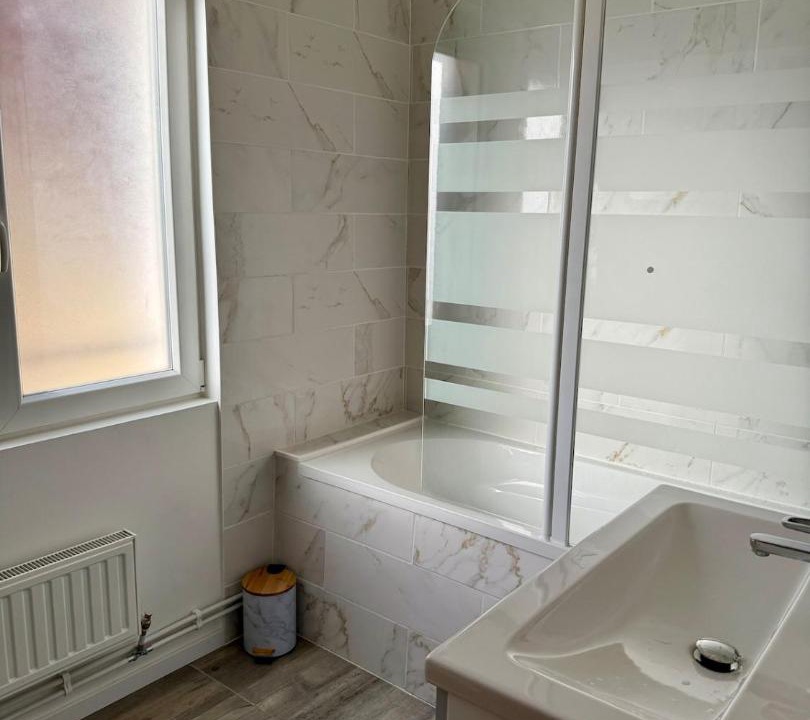 Photo of Bathroom in Chalons-en-Champagne