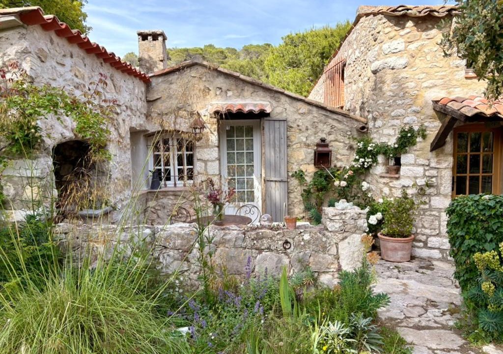 Photo of Others in Eze