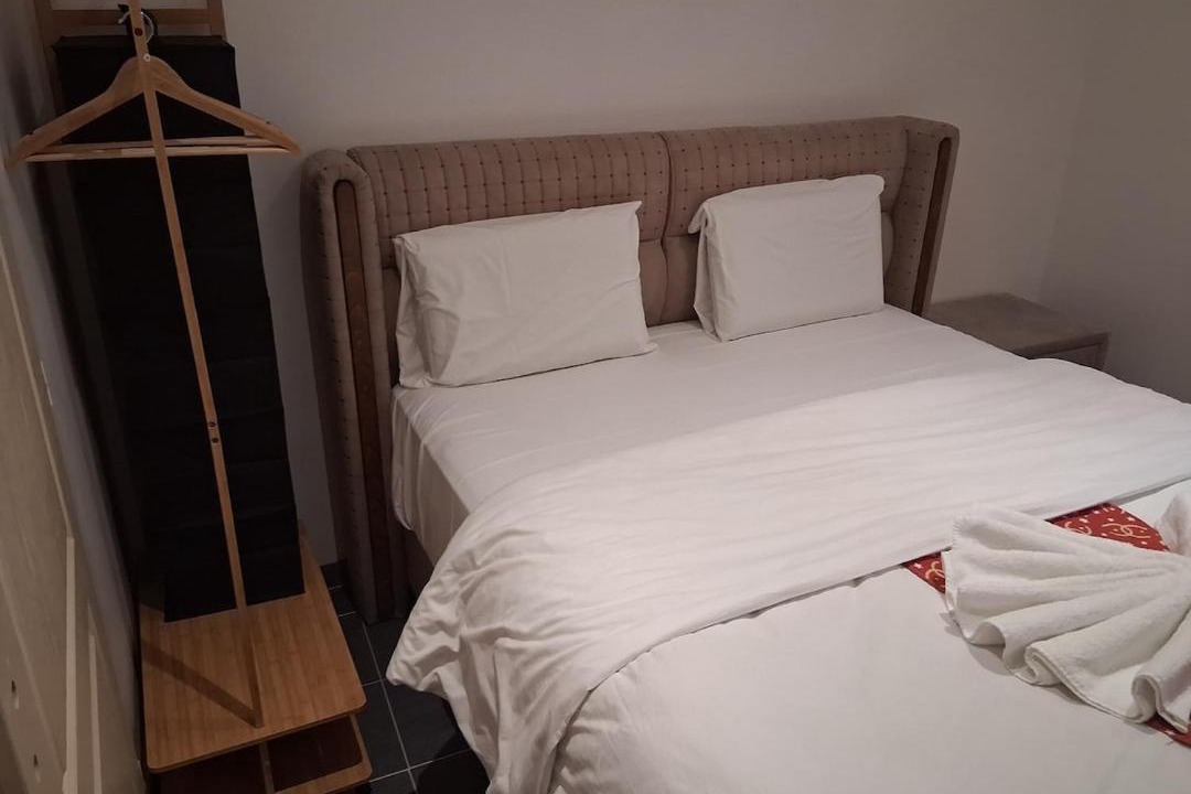 Photo of Bedroom in Romilly-sur-Seine