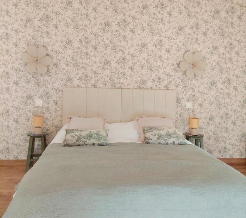 Photo of Bedroom in Longpre-le-Sec