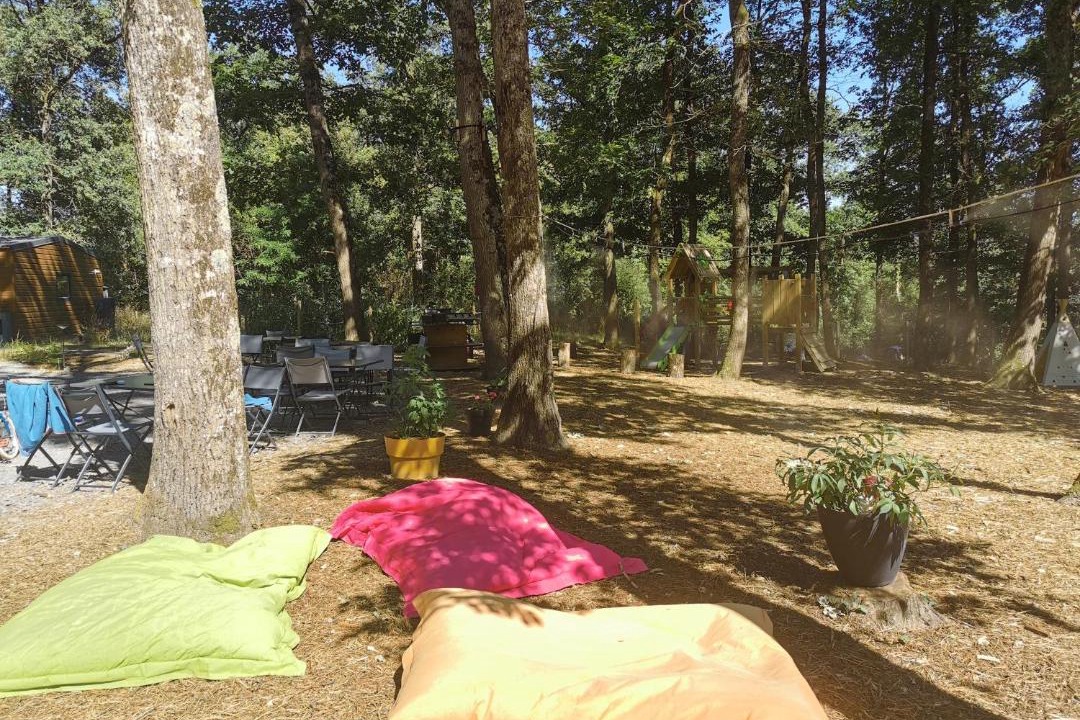 Photo of Others in Mesland