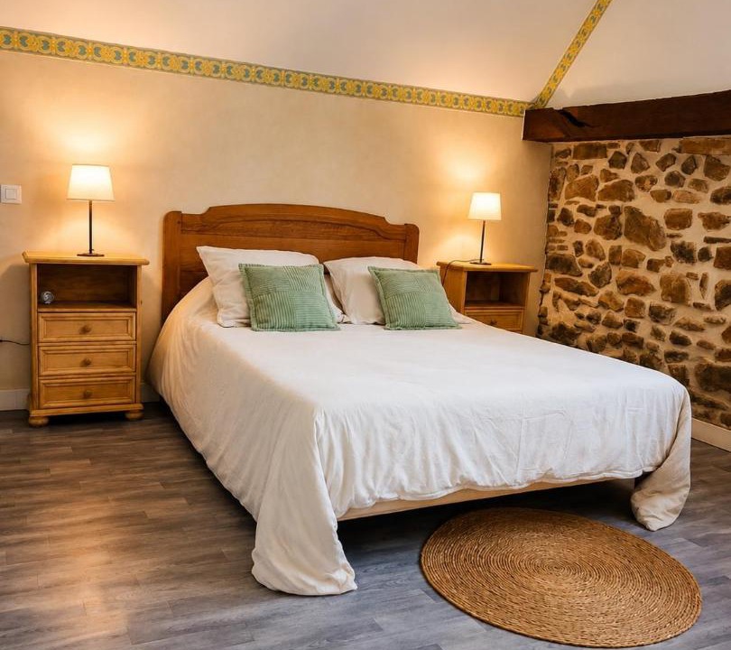 Photo of Bedroom in Lys