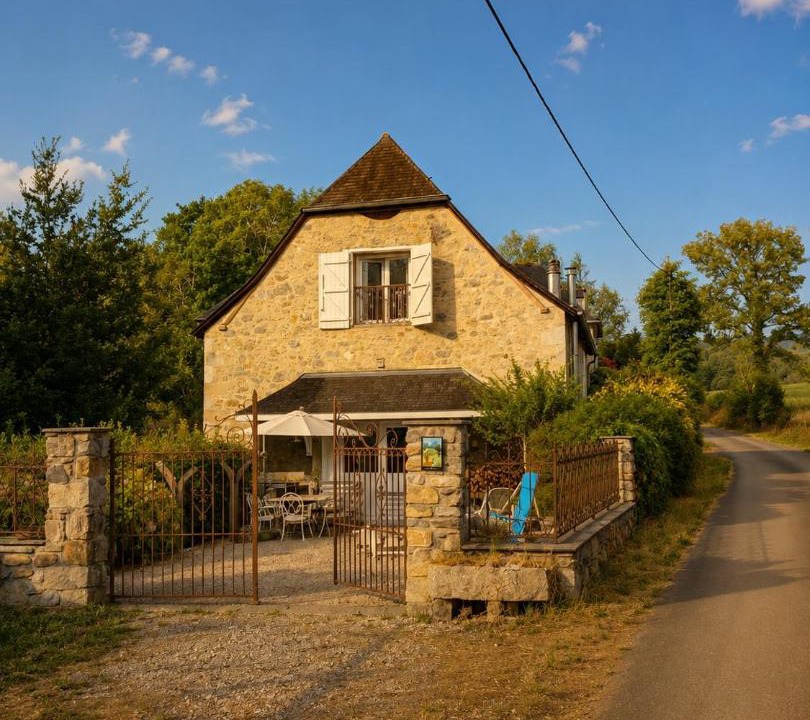Photo of Others in Lys